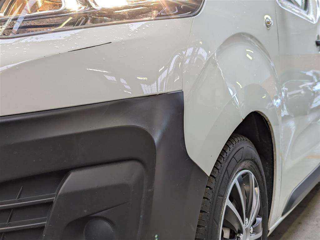 <p>2019 CITROEN DISPATCH 1000 EN-PRISE BH</p>