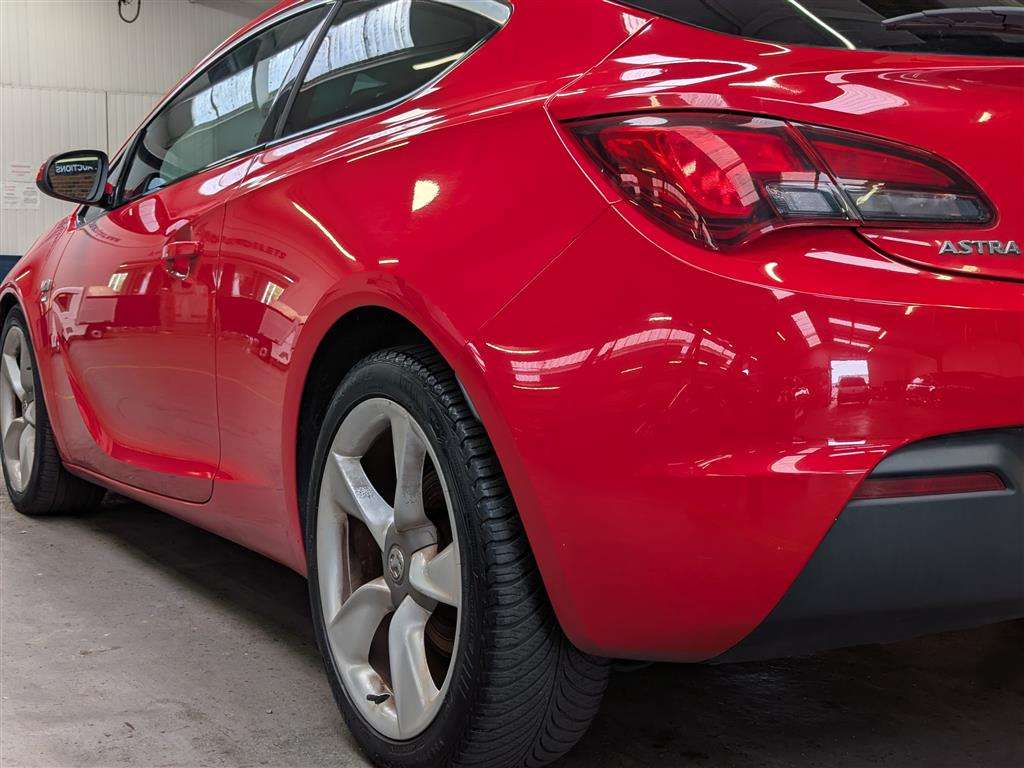 <p>2012 VAUXHALL ASTRA GTC SRI CDTI S/S</p>