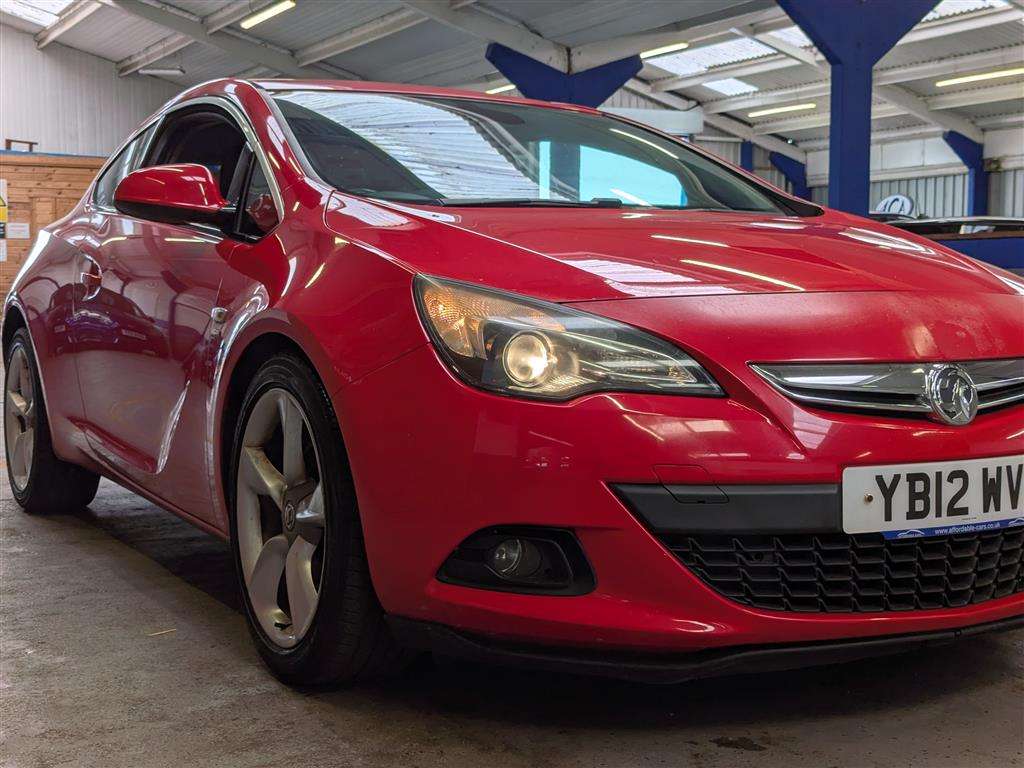 <p>2012 VAUXHALL ASTRA GTC SRI CDTI S/S</p>