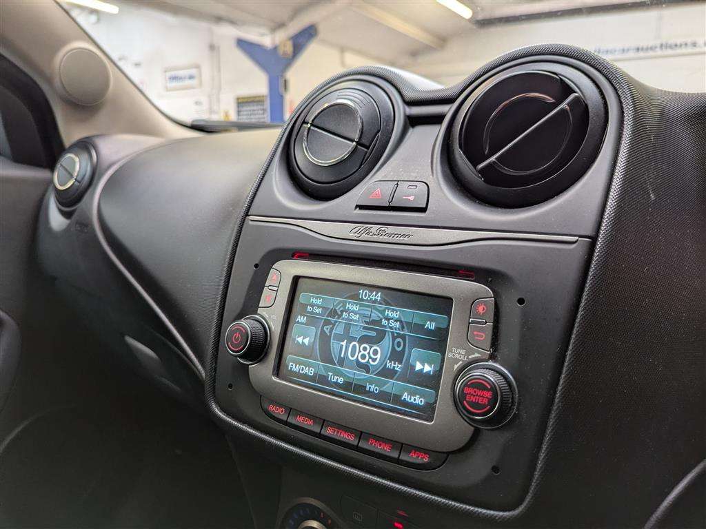 <p>2018 ALFA ROMEO MITO SUPER TWINAIR</p>