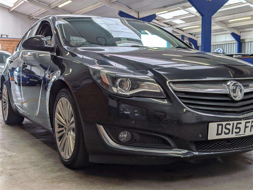 <p>2015 VAUXHALL INSIGNIA DESIGN CDTI ECO</p>