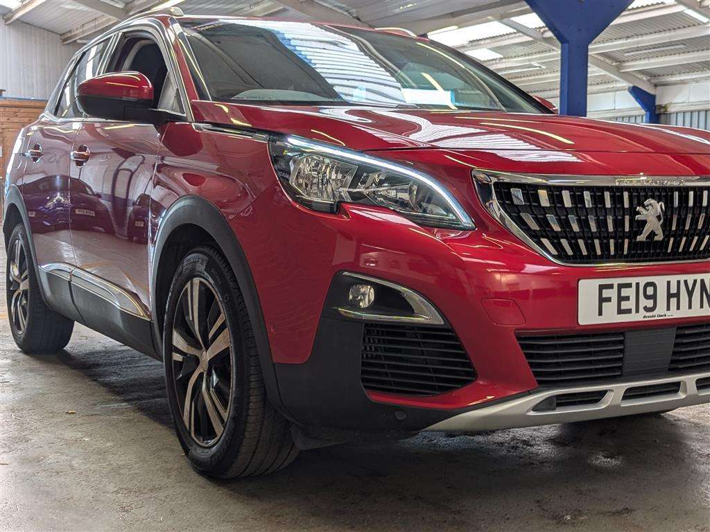 <p>2019 PEUGEOT 3008 ALLURE S/S</p>