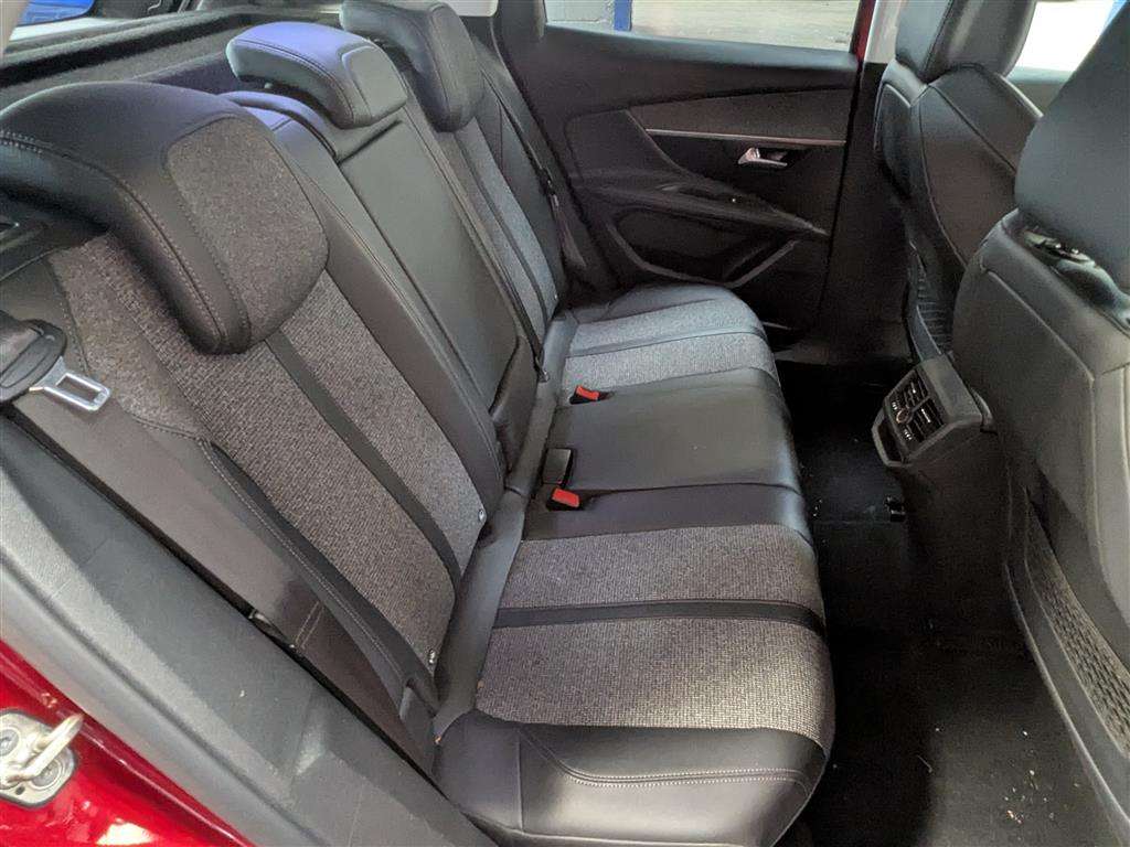 <p>2019 PEUGEOT 3008 ALLURE S/S</p>