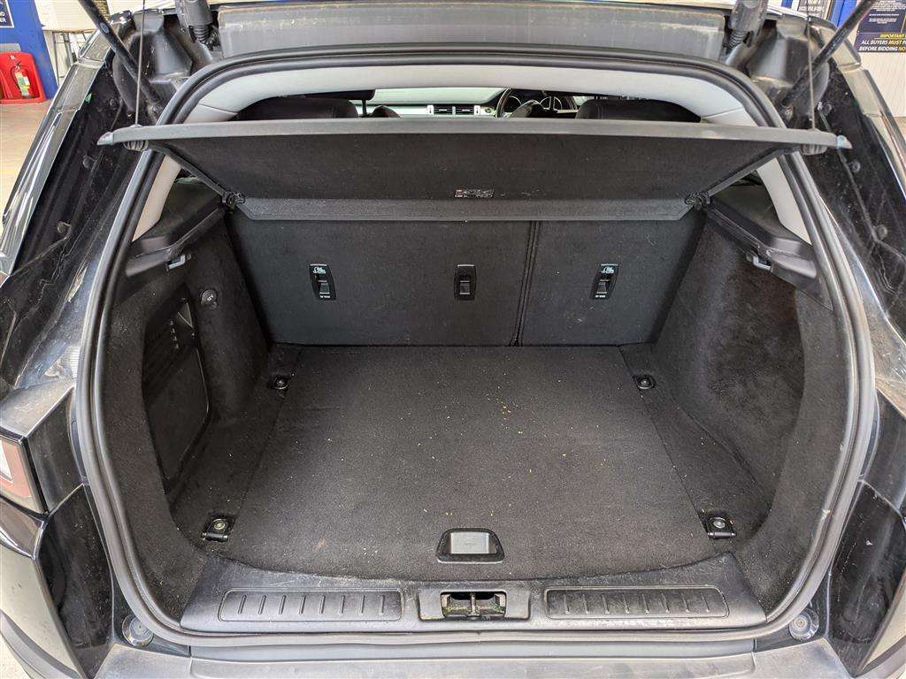 <p>2018 LAND ROVER RANGE ROVER EVOQUE SE TEC</p>