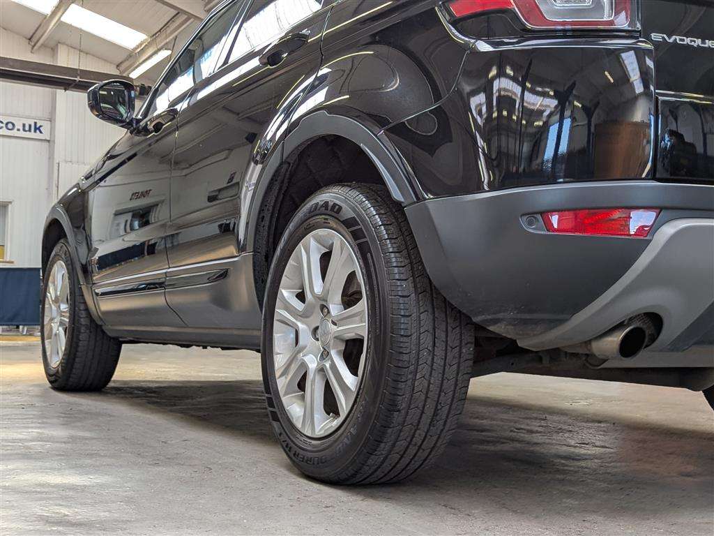<p>2018 LAND ROVER RANGE ROVER EVOQUE SE TEC</p>