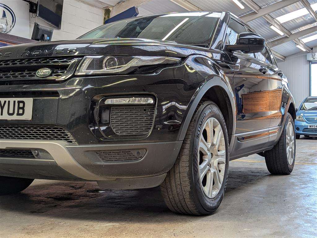 <p>2018 LAND ROVER RANGE ROVER EVOQUE SE TEC</p>