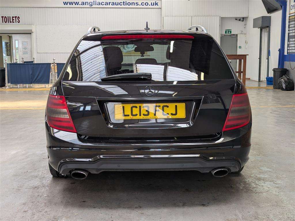 <p>2013 MERCEDES-BENZ C350 AMG SPORT + CDI BLUE</p>