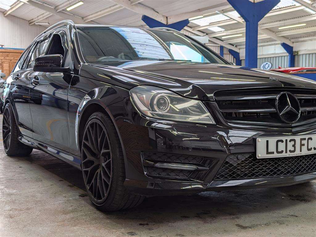 <p>2013 MERCEDES-BENZ C350 AMG SPORT + CDI BLUE</p>