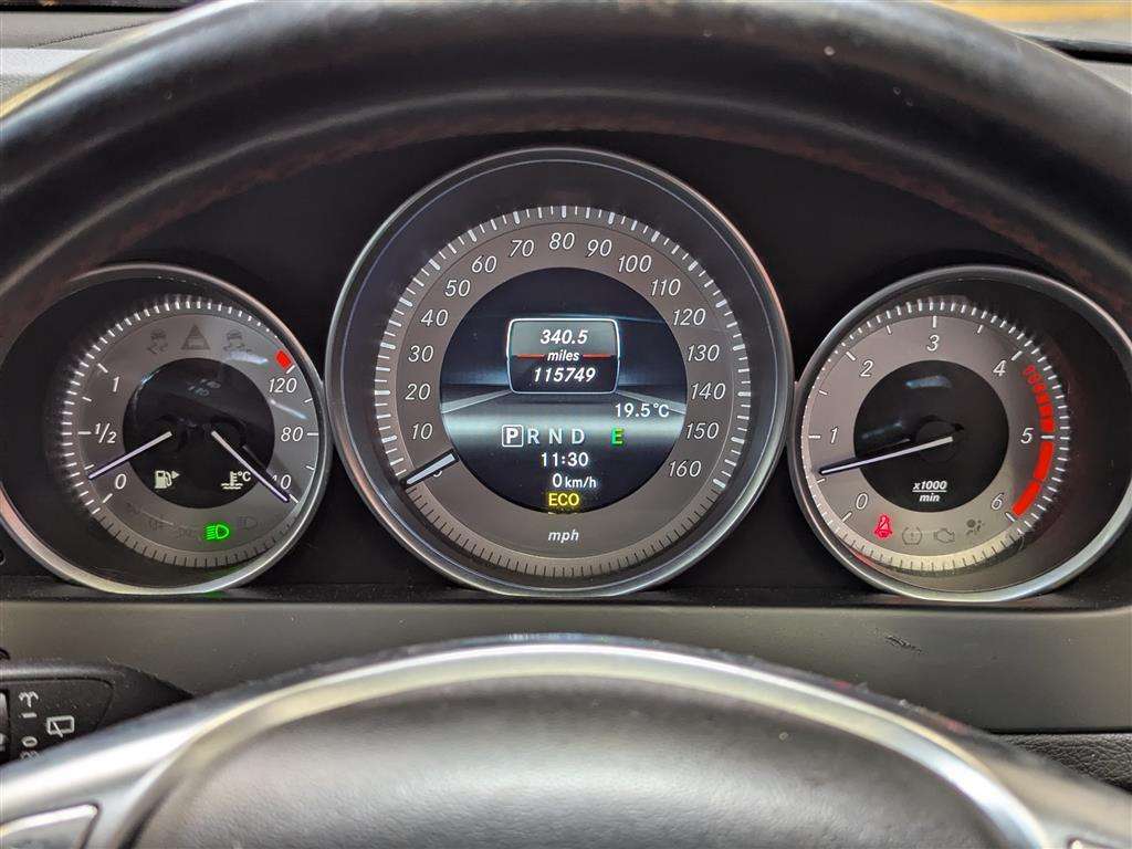 <p>2013 MERCEDES-BENZ C350 AMG SPORT + CDI BLUE</p>