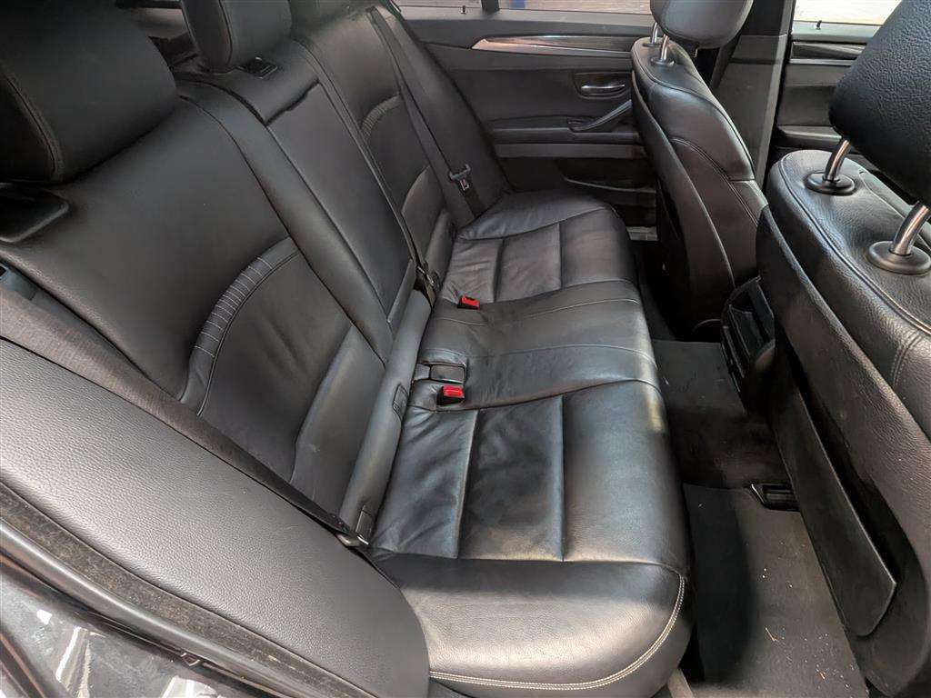 <p>2013 BMW 530D M SPORT AUTO</p>