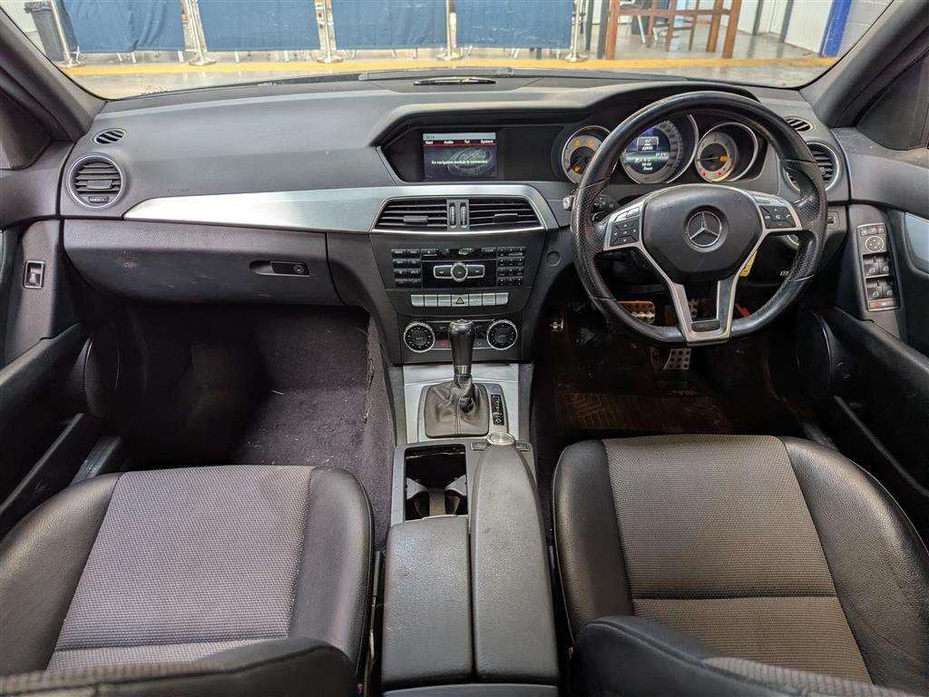 <p>2013 MERCEDES-BENZ C220 AMG SPORT CDI BLUEEF</p>