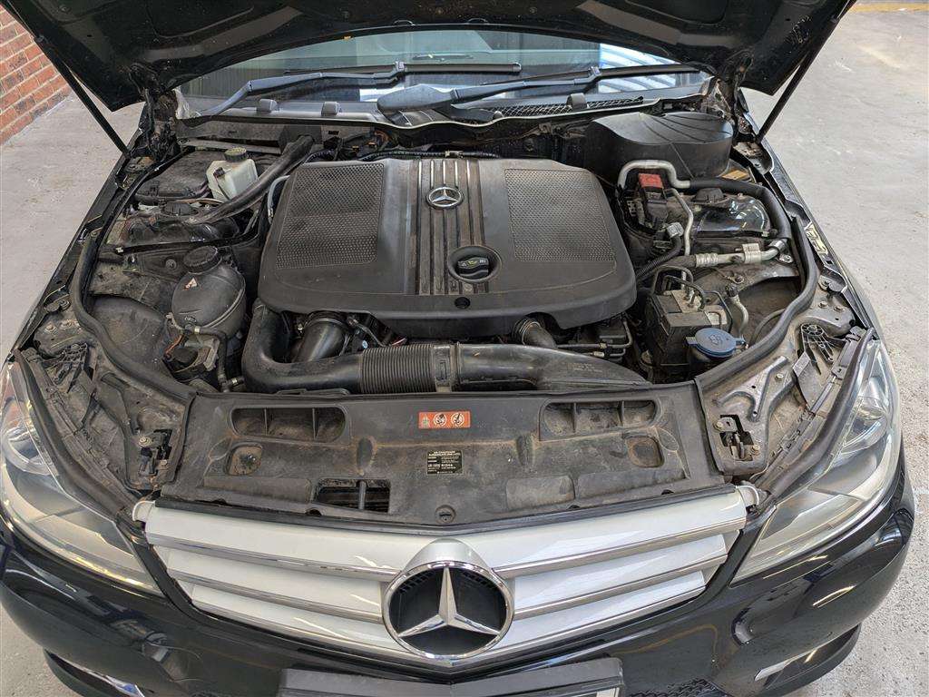 <p>2013 MERCEDES-BENZ C220 AMG SPORT CDI BLUEEF</p>