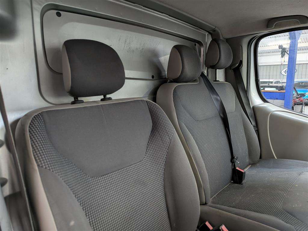 <p>2012 VAUXHALL VIVARO 2900 CDTI LWB</p>