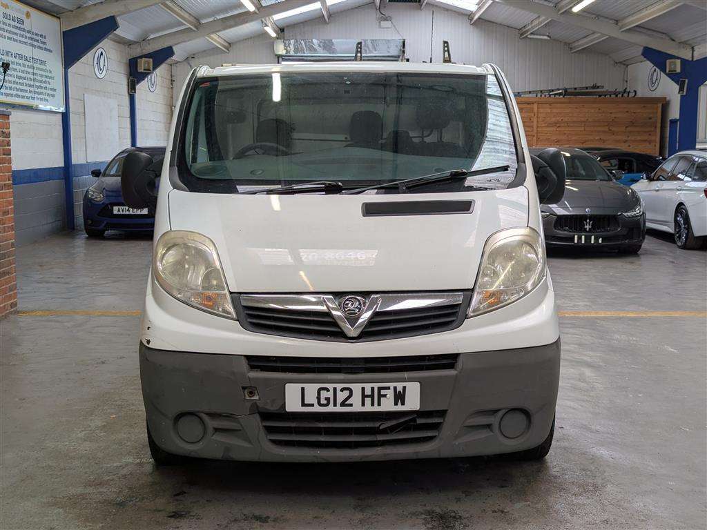 <p>2012 VAUXHALL VIVARO 2900 CDTI LWB</p>