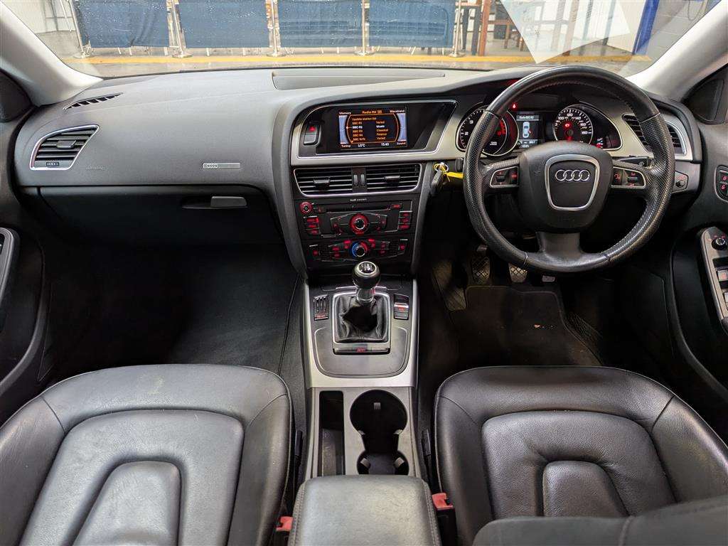 <p>2011 AUDI A5 SE TDI</p>