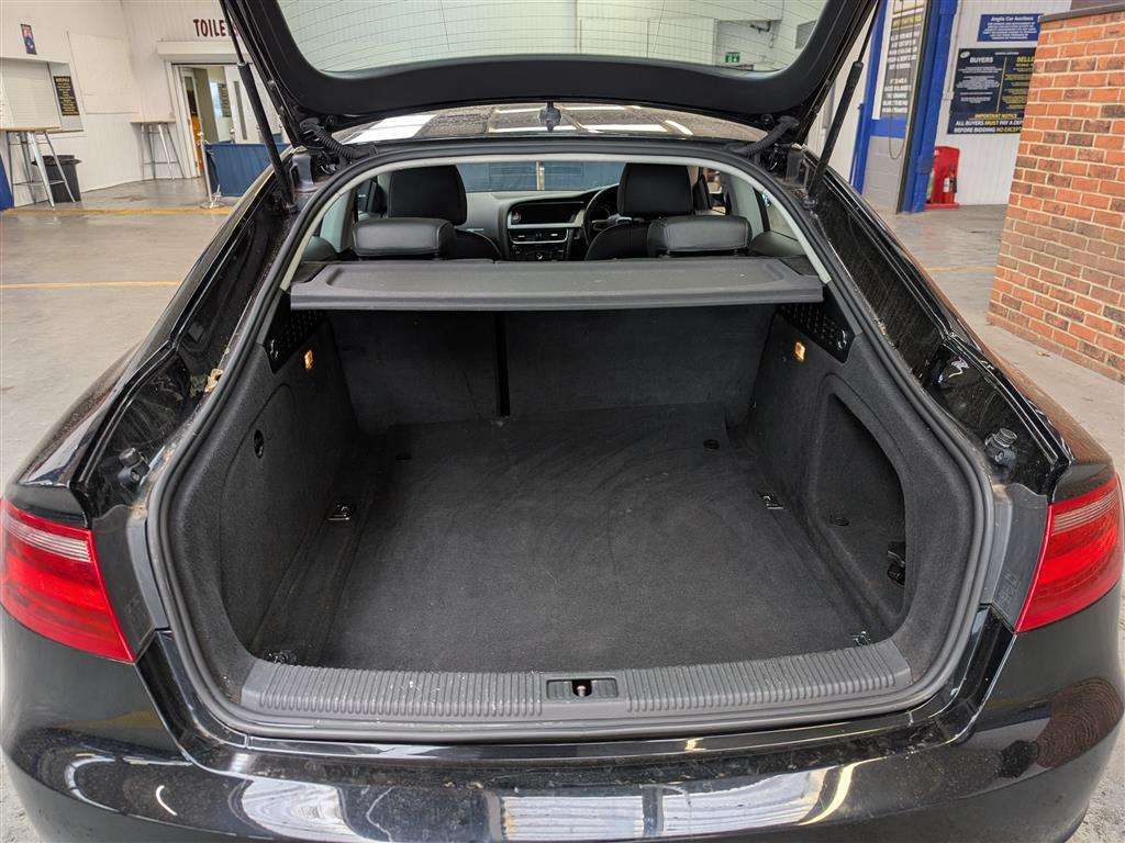 <p>2011 AUDI A5 SE TDI</p>
