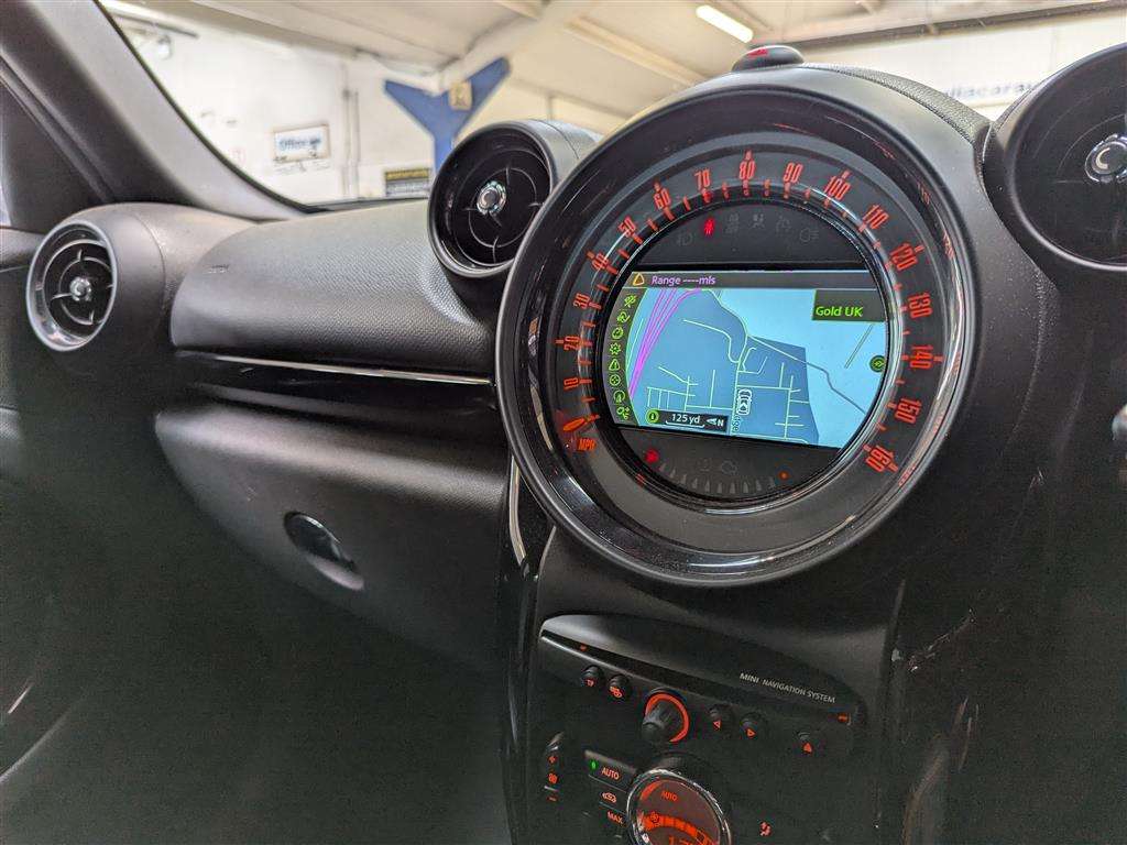 <p>2015 MINI COUNTRYMAN COOPER SD ALL4</p>