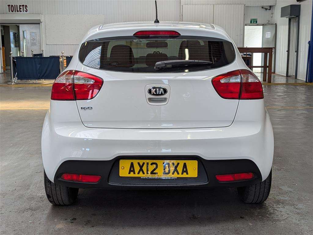 <p>2012 KIA RIO 1 AIR</p>
