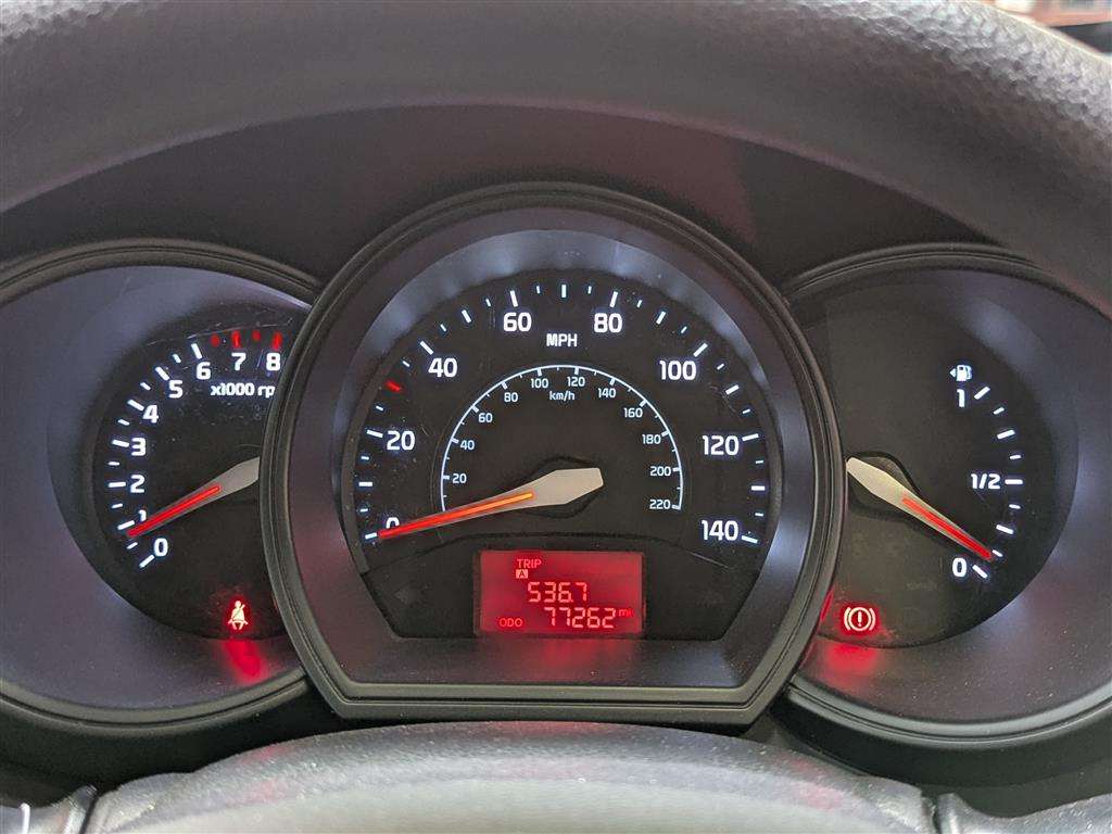 <p>2012 KIA RIO 1 AIR</p>