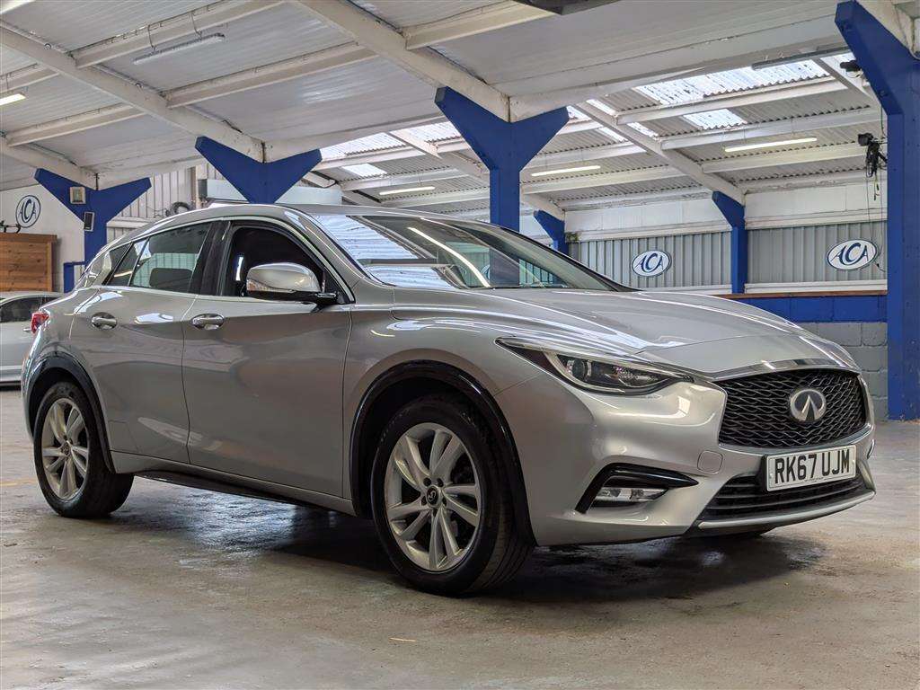 <p>2017 INFINITI Q30 BUSINESS EXECUTIVE D</p>