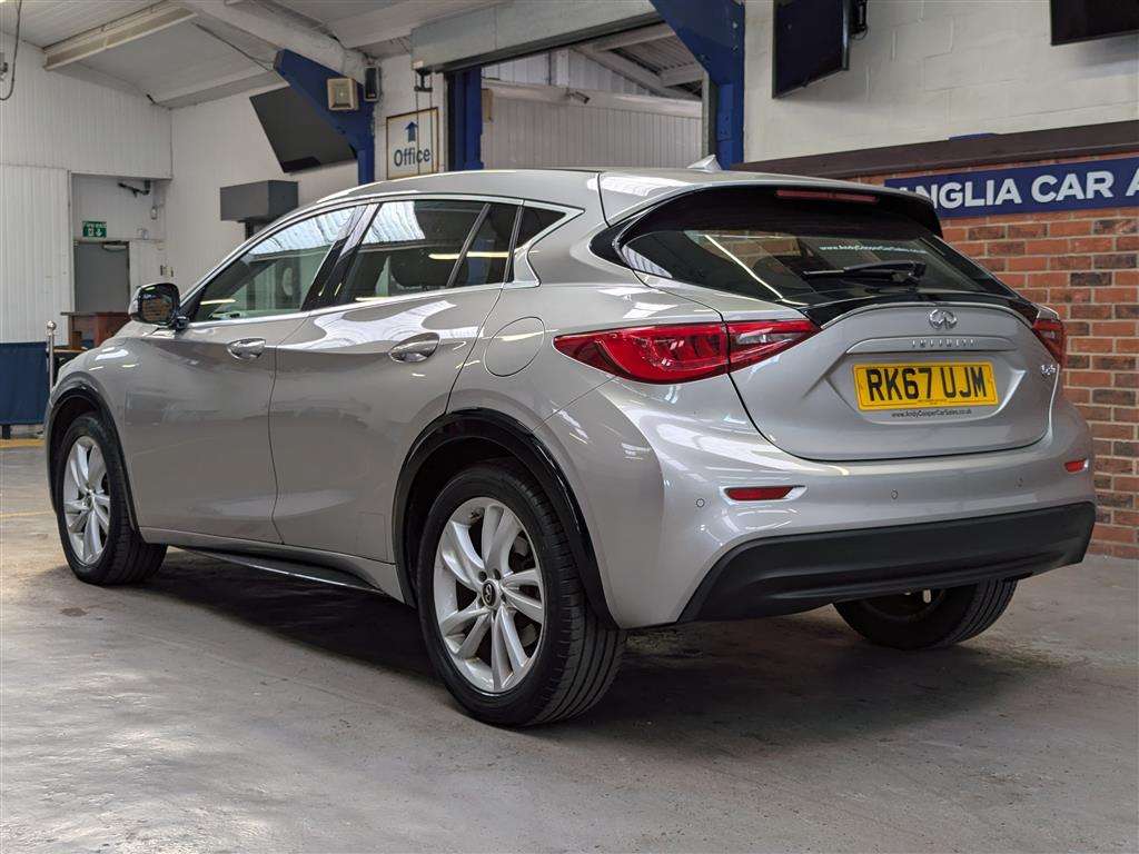 <p>2017 INFINITI Q30 BUSINESS EXECUTIVE D</p>