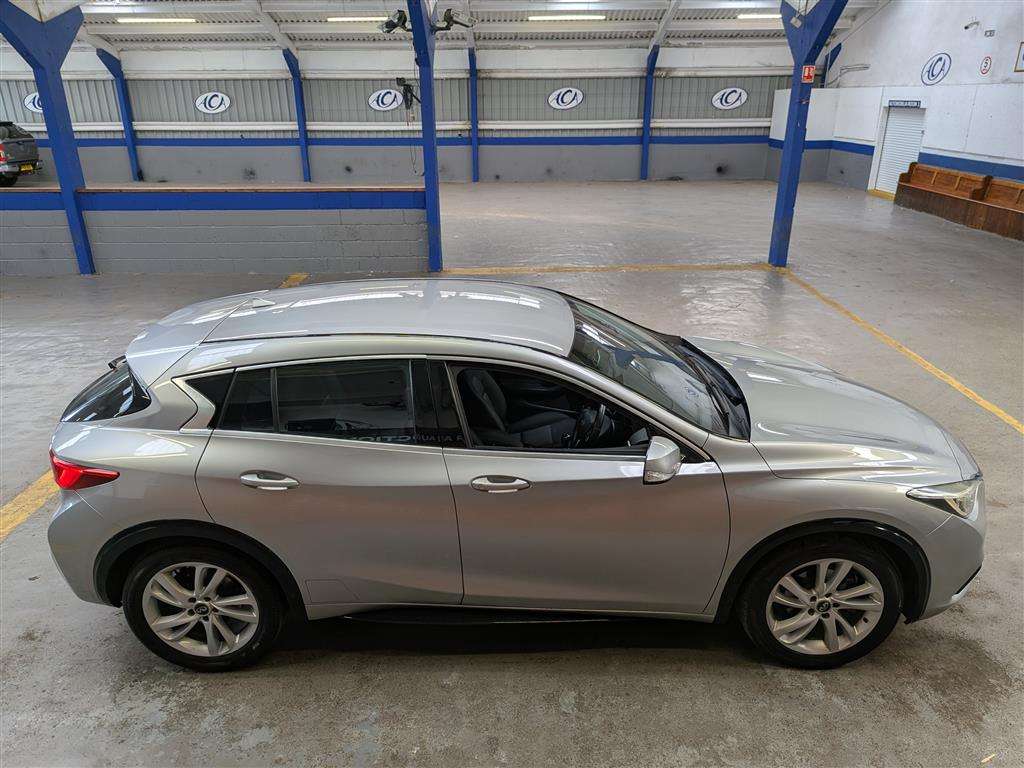 <p>2017 INFINITI Q30 BUSINESS EXECUTIVE D</p>