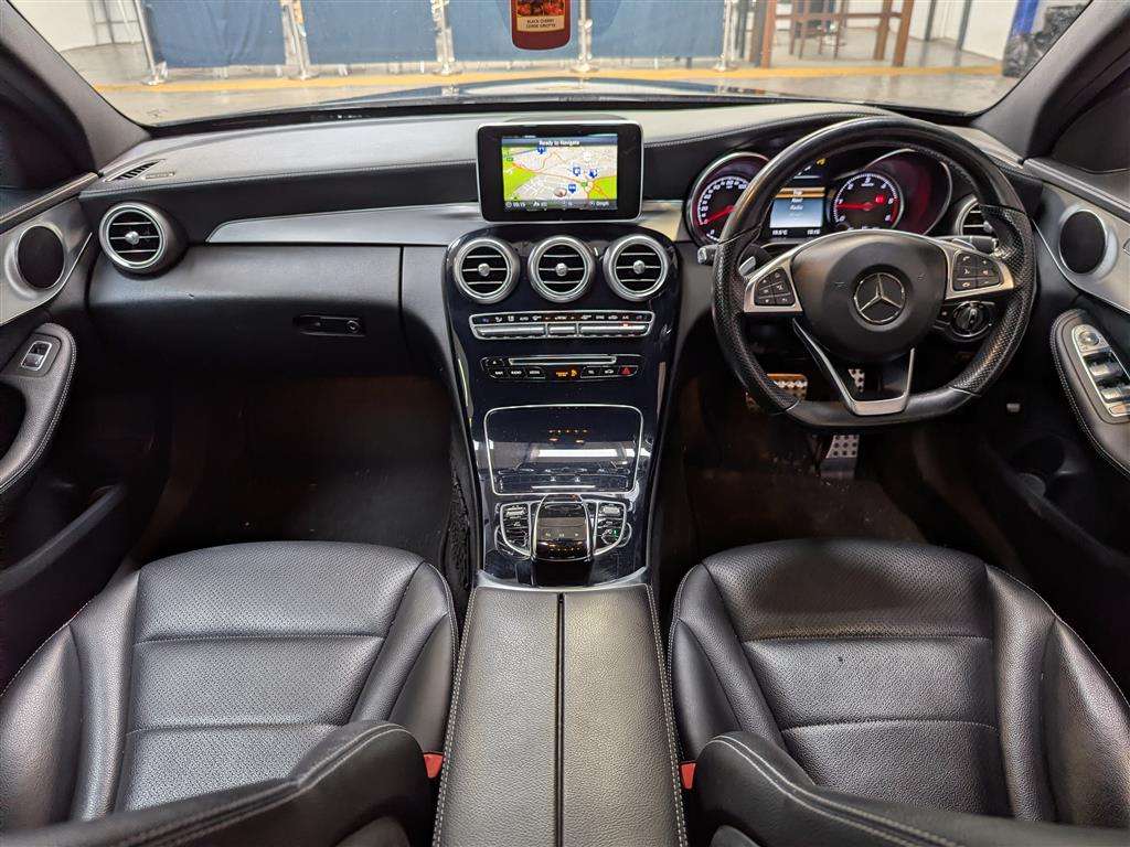 <p>2015 MERCEDES-BENZ C220 AMG LINE BLUETEC AUT</p>