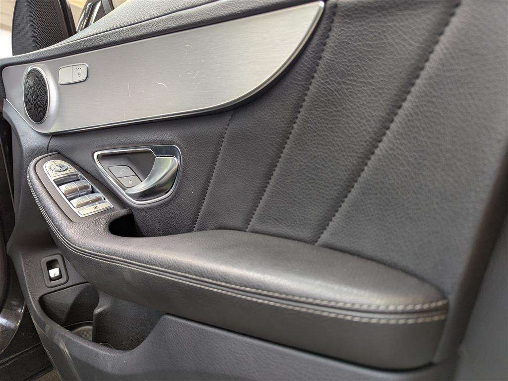 <p>2015 MERCEDES-BENZ C220 AMG LINE BLUETEC AUT</p>