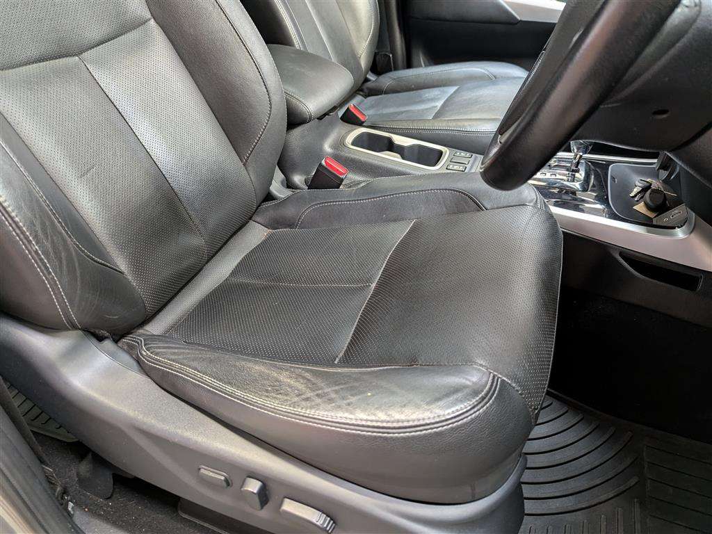 <p>2021 NISSAN NAVARA TEKNA DCI AUTO</p>
