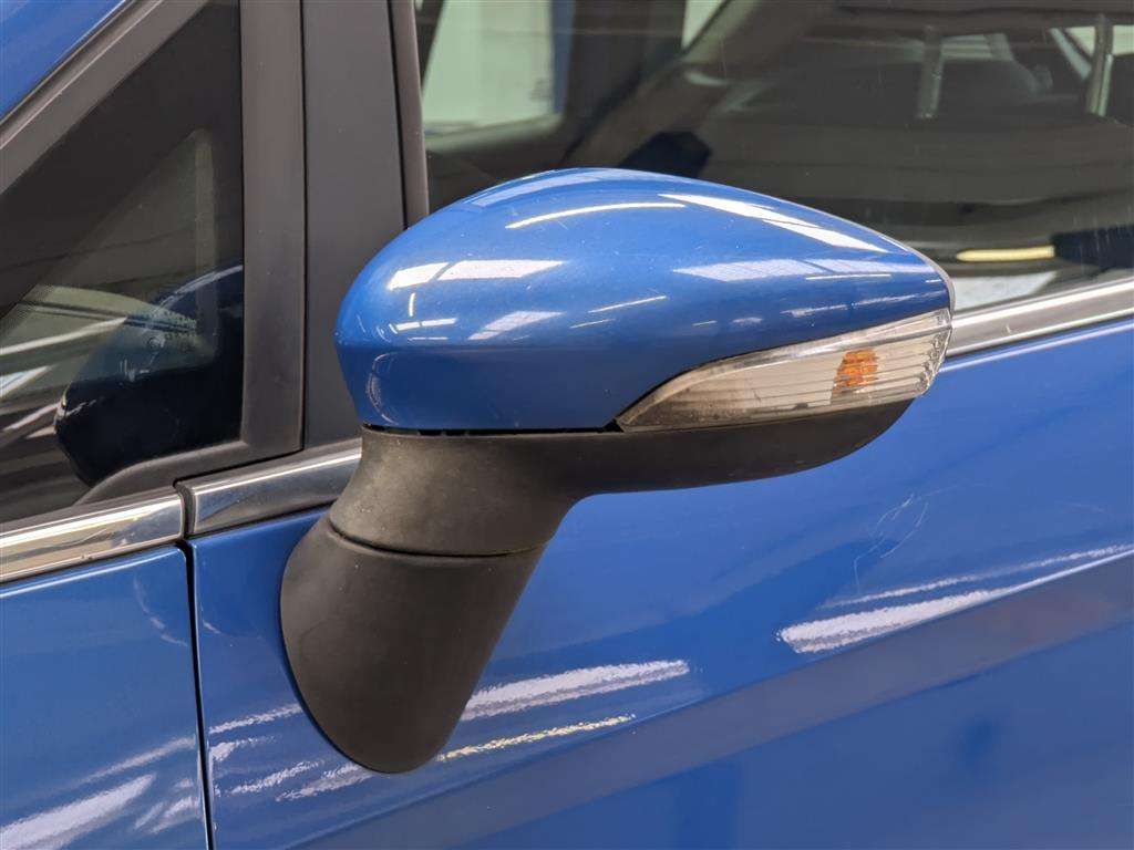 <p>2014 FORD B-MAX TITANIUM TDCI</p>