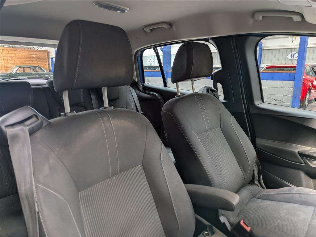 <p>2014 FORD B-MAX TITANIUM TDCI</p>