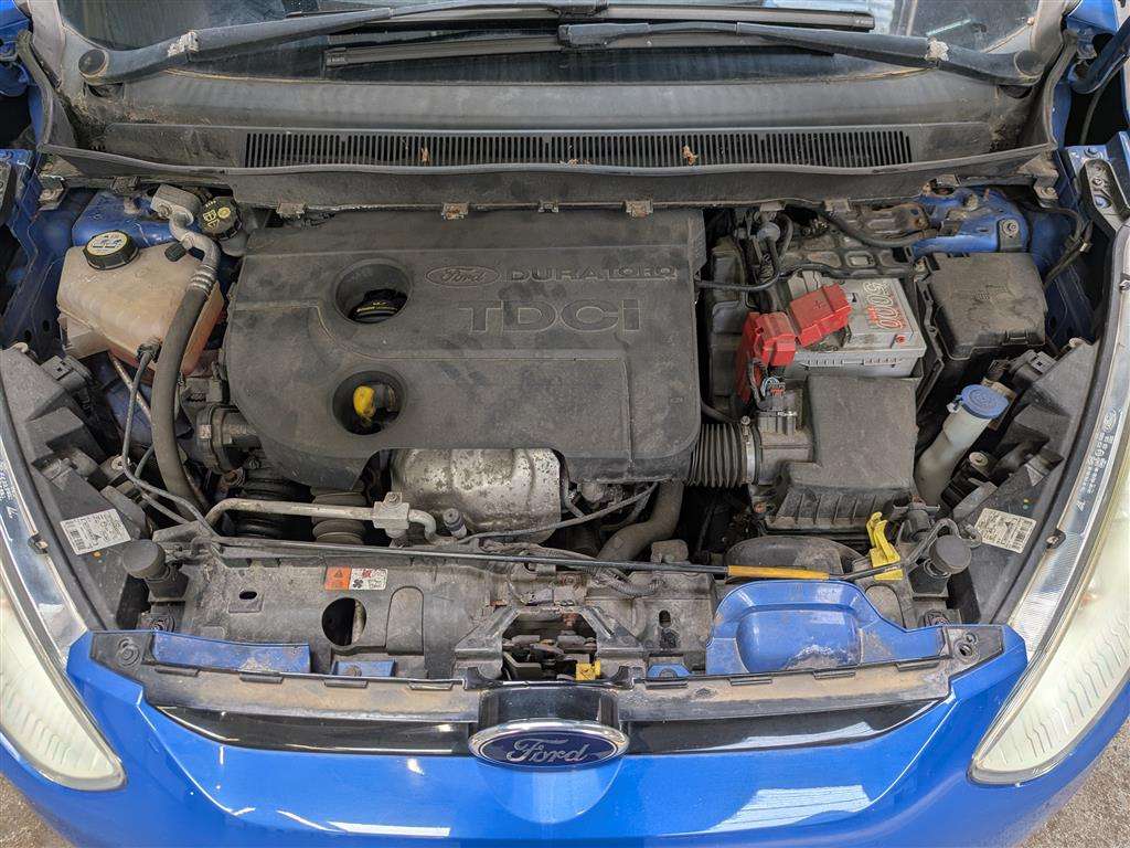 <p>2014 FORD B-MAX TITANIUM TDCI</p>