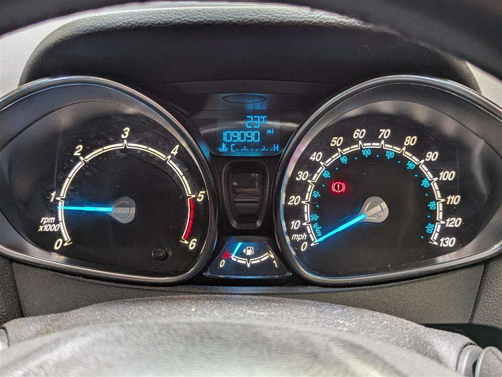 <p>2014 FORD B-MAX TITANIUM TDCI</p>
