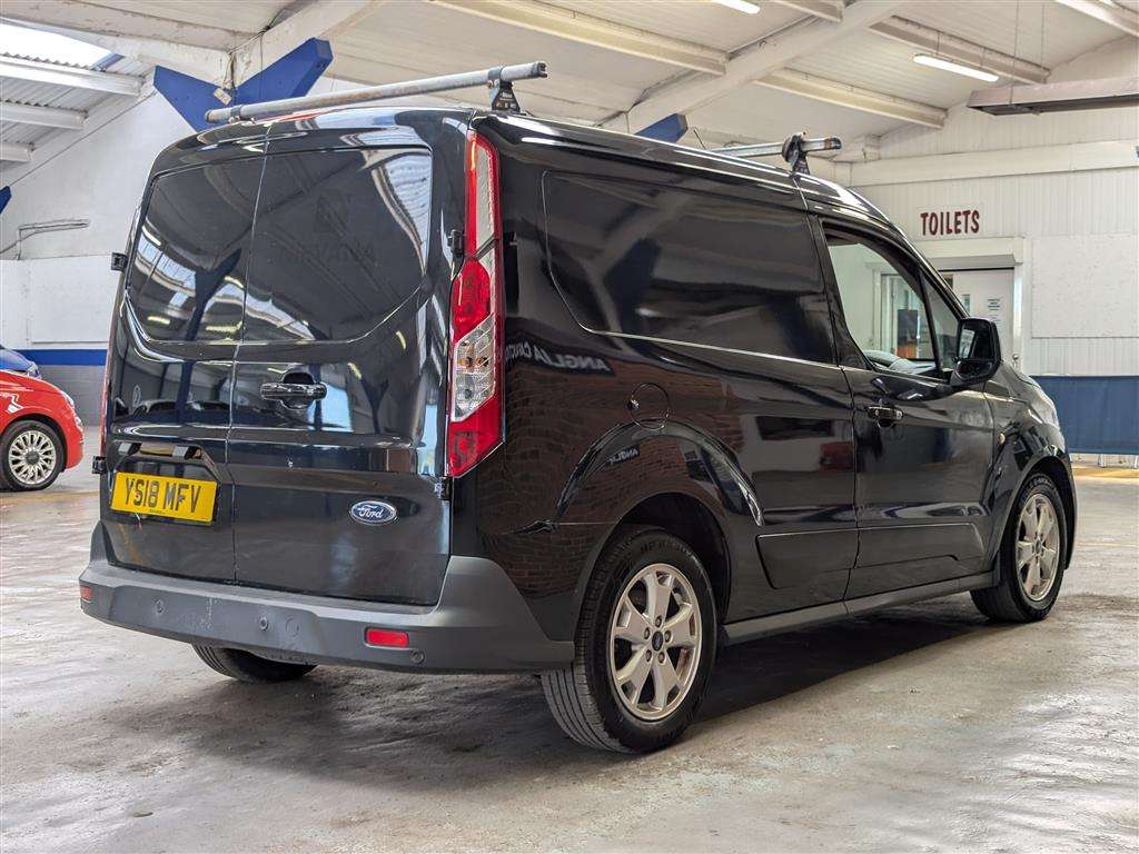 <p>2018 FORD TRANSIT CONNECT 200 LIMIT</p>
