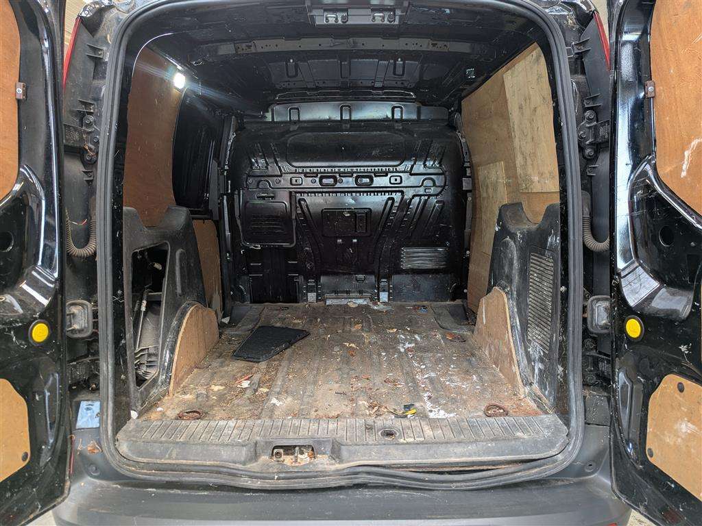 <p>2018 FORD TRANSIT CONNECT 200 LIMIT</p>