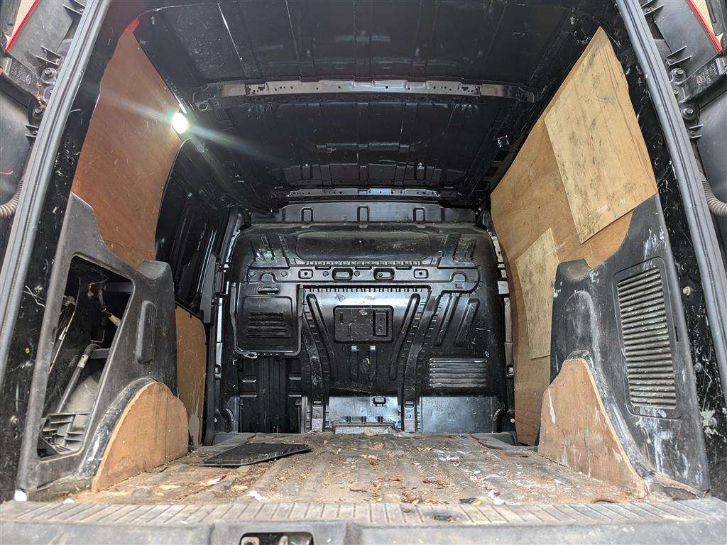 <p>2018 FORD TRANSIT CONNECT 200 LIMIT</p>