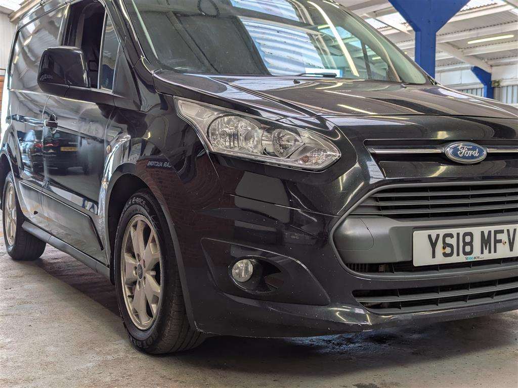 <p>2018 FORD TRANSIT CONNECT 200 LIMIT</p>