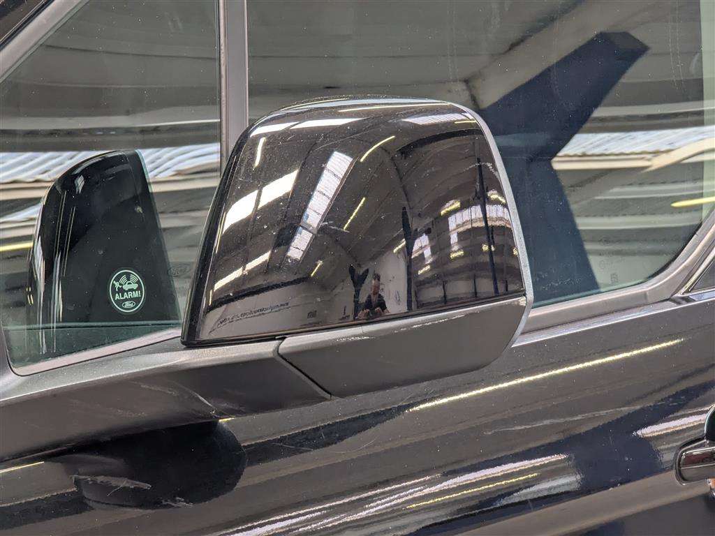 <p>2018 FORD TRANSIT CONNECT 200 LIMIT</p>