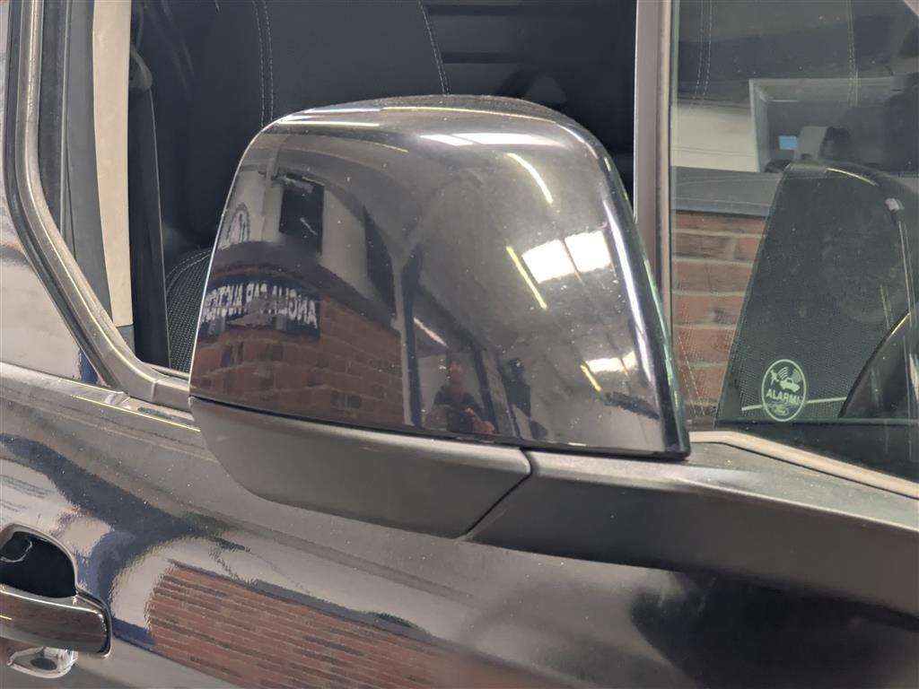 <p>2018 FORD TRANSIT CONNECT 200 LIMIT</p>