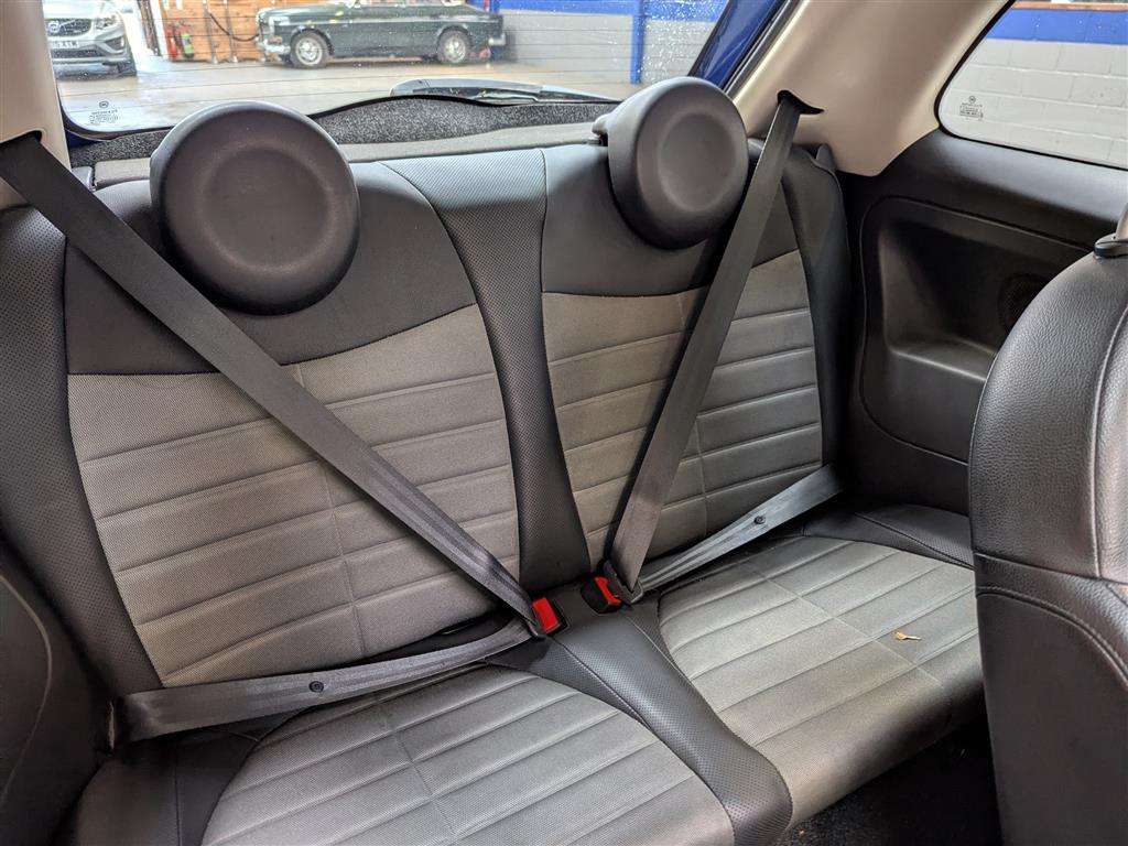 <p>2009 FIAT 500 SPORT</p>