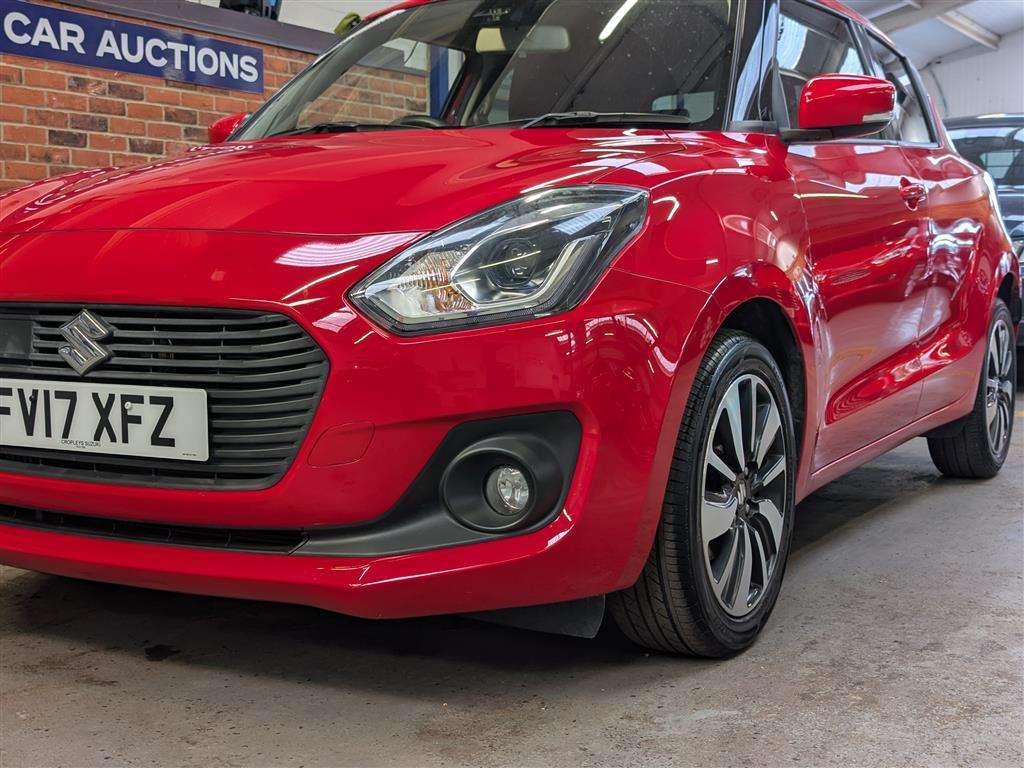 <p>2017 SUZUKI SWIFT SZ5 BOOSTERJET AUTO</p>