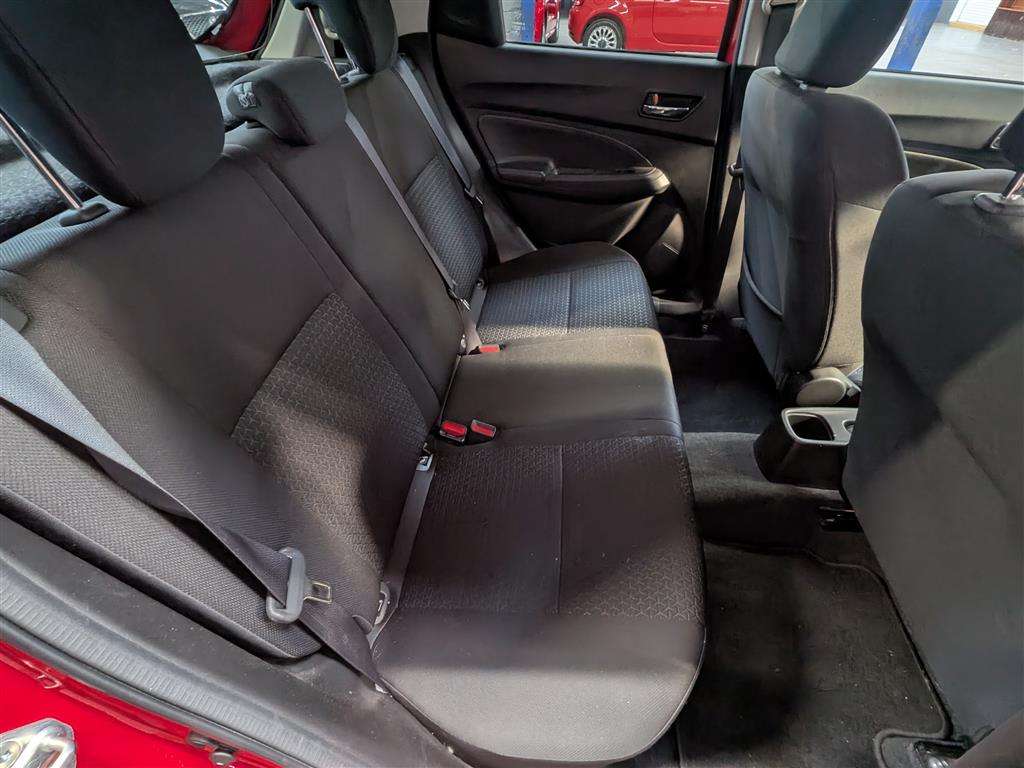 <p>2017 SUZUKI SWIFT SZ5 BOOSTERJET AUTO</p>