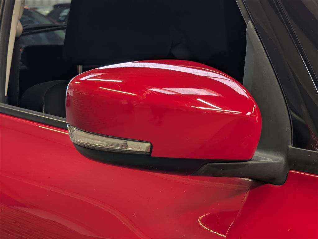 <p>2017 SUZUKI SWIFT SZ5 BOOSTERJET AUTO</p>