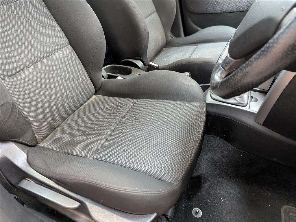 <p>2008 PEUGEOT 207 SPORT CIELO 8V</p>