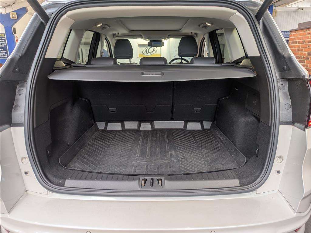 <p>2018 FORD KUGA VIGNALE TDCI 4X4 AUT</p>