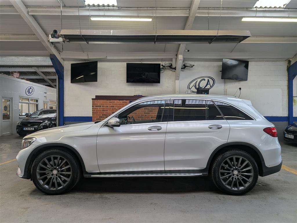 <p>2015 MERCEDES-BENZ GLC 220 D 4M AMG LINE PRE</p>