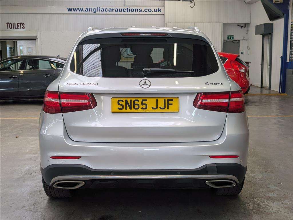 <p>2015 MERCEDES-BENZ GLC 220 D 4M AMG LINE PRE</p>