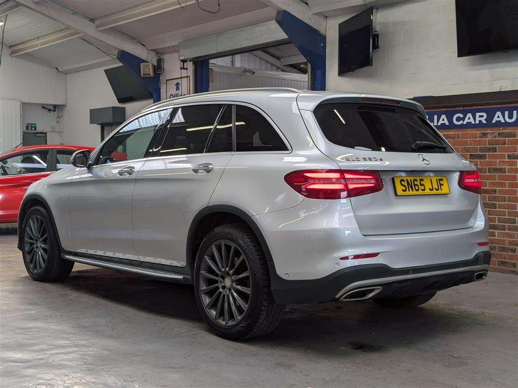 <p>2015 MERCEDES-BENZ GLC 220 D 4M AMG LINE PRE</p>