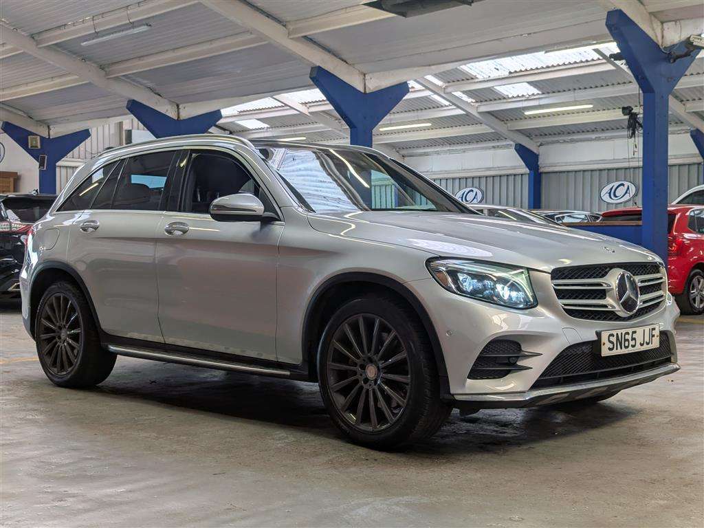 <p>2015 MERCEDES-BENZ GLC 220 D 4M AMG LINE PRE</p>