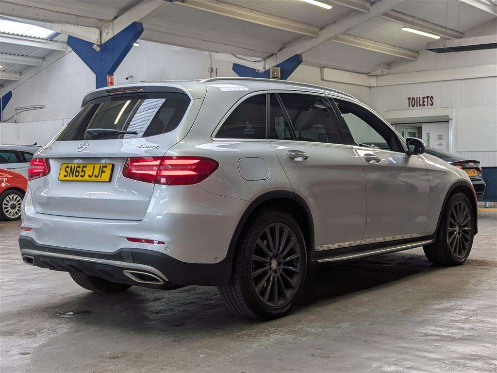 <p>2015 MERCEDES-BENZ GLC 220 D 4M AMG LINE PRE</p>